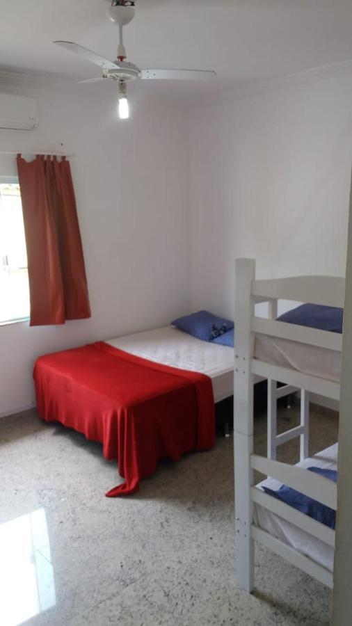 Canarios Hostel Rio das Ostras Eksteriør billede